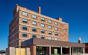 Element Hotel Moline